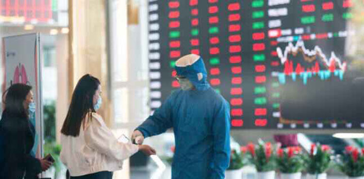 US reports record job losses amid COVID-19 fallout