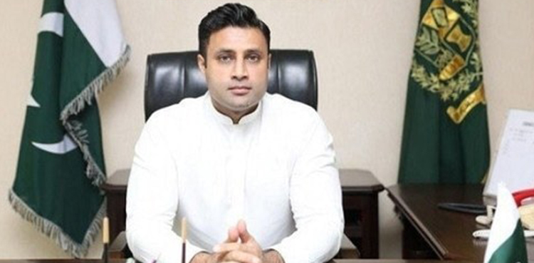 Khwaja Asif receives Rs1 bn defamation notice