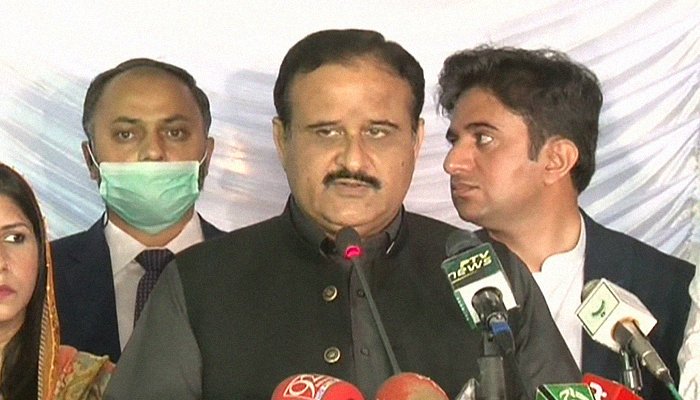 Usman Buzdar to doctors, ‘Ye corona kaat-ta kaisay hai? – How does this corona bites”