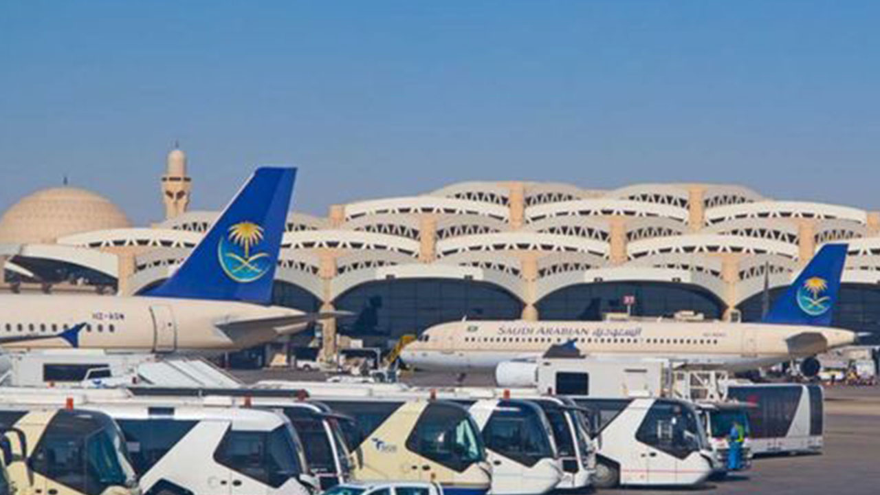 Saudi Arabia to suspend all international flights