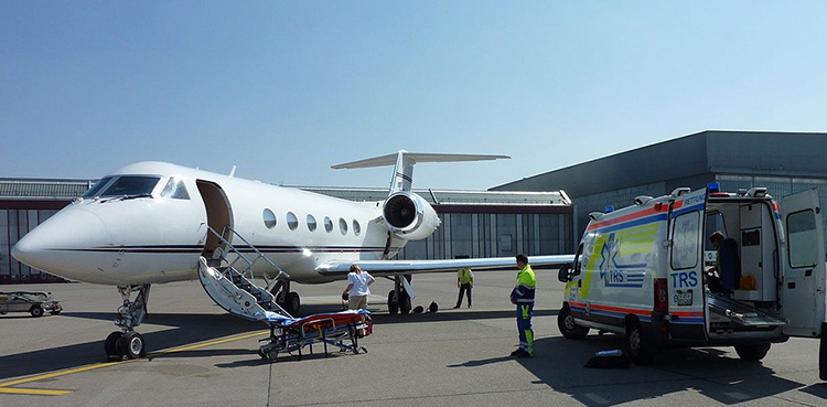 Federal govt extends ban on inbound chartered flights, private planes