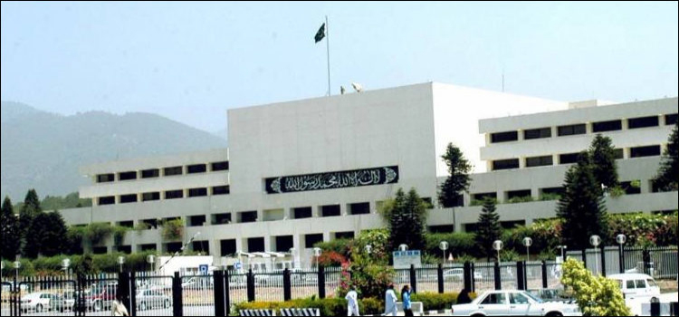 Military officials parliamentary leaders National Security