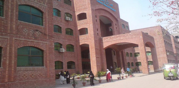 18 doctors diagnosed with COVID-19 at Lahore General Hospital