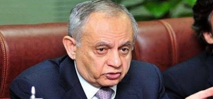 Abdul Razzak Dawood records his statement before sugar inquiry commission