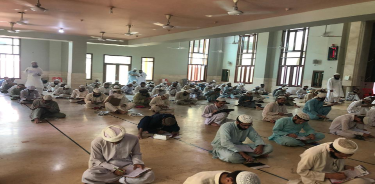 Religious seminaries hold examinations
