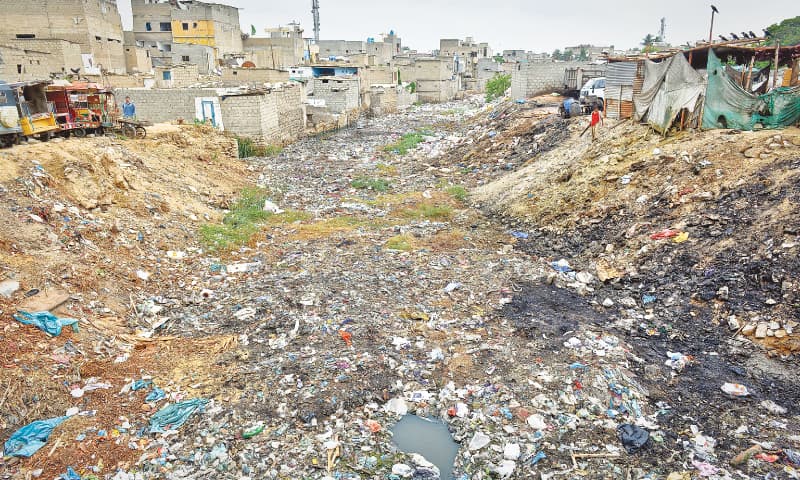 NDMA figure out 21 chocking points in Karachi drains