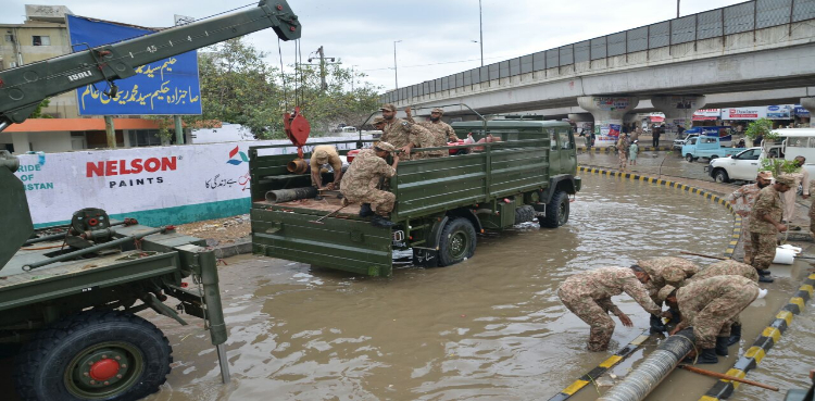 Army troops Karachi rain