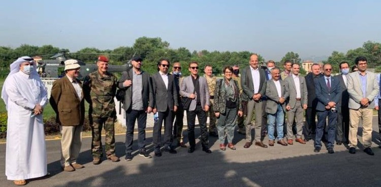 Foreign diplomats visit LoC, observe destruction caused by Indian ceasefire violations