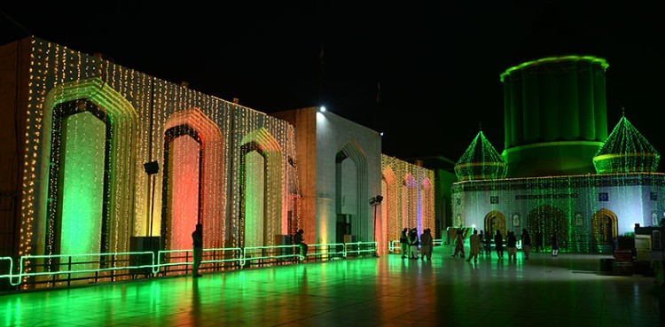 Pakistan dedicates a week to celebrating Ishq-e-Rasool (SAWW), festivities start from 12 Rabi-ul-Awwal