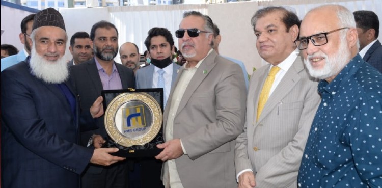 Bundal Island to be an iconic city of the country: Governor Sindh