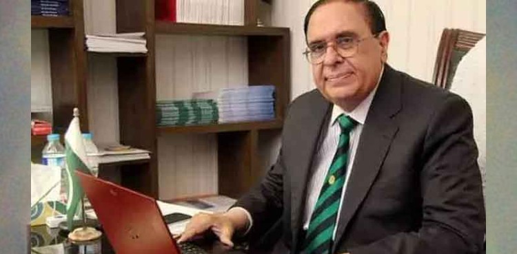 COVID-19 breakthrough vaccine, not a moment to celebrate for Pakistan: Dr Atta ur Rehman