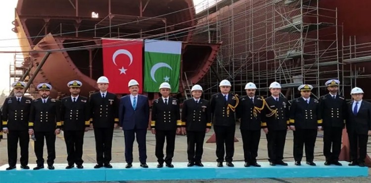 Naval chief visits Turkish Naval Shipyards