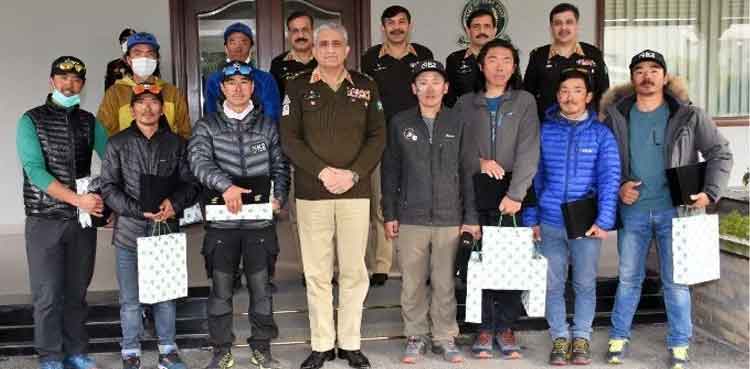 COAS Gen Bajwa meets mountaineers, congratulates them for scaling K-2