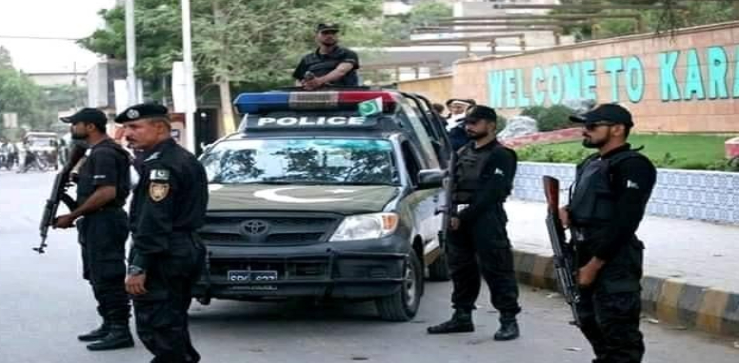 SSU arrests four alleged terrorists during a raid in Karachi