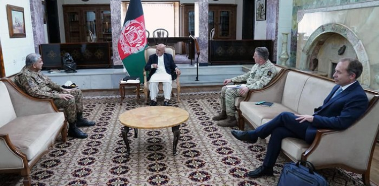 COAS General Bajwa meets Afghan leadership, mulls over Afghan peace process on his day-long visit