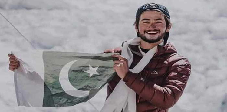 Pakistan’s Shehroze Kashif becomes the youngest person to summit Mount Everest