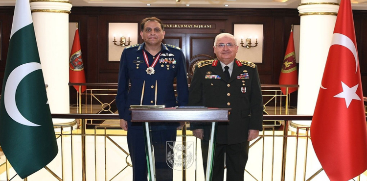 PAF Chief Zaheer Ahmed Baber Sidhu bestowed with ‘Legion of Merit’ by Turkey