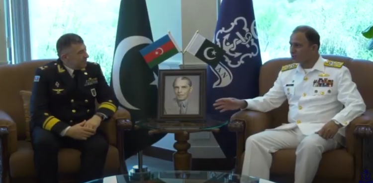CNS Admiral Amjad Khan Niazi, Azeri counterpart mull over bilateral relations, cooperation