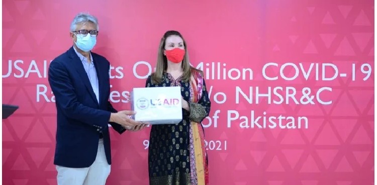 Pakistan receives 1 million antigen rapid diagnostic test kits from USAID