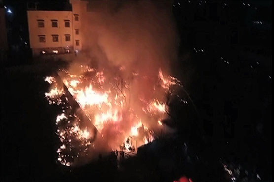 Fire gutted 35 huts in Karachi