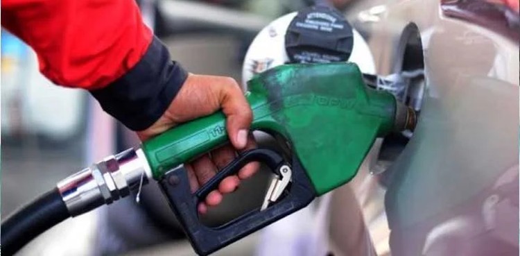 Govt jacks up price of petrol day after PM warned fuel would get dearer
