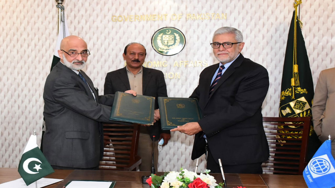 Govt signs financing agreement of EDEIP worth $195m with World Bank