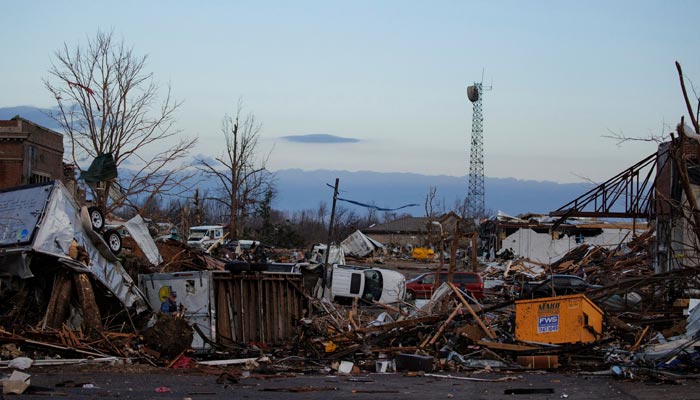 More than 80 dead as tornadoes ravage US