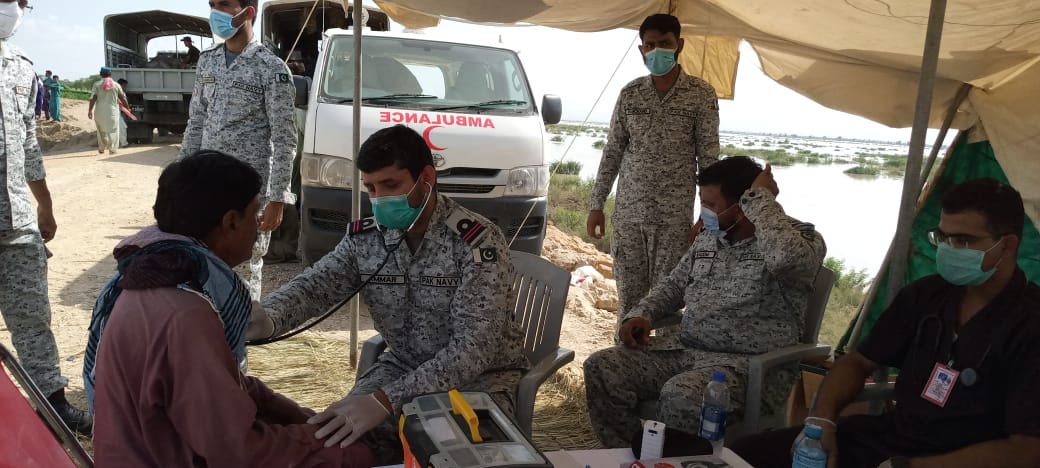 Pak Navy continues relief operations in Sindh and Balochistan