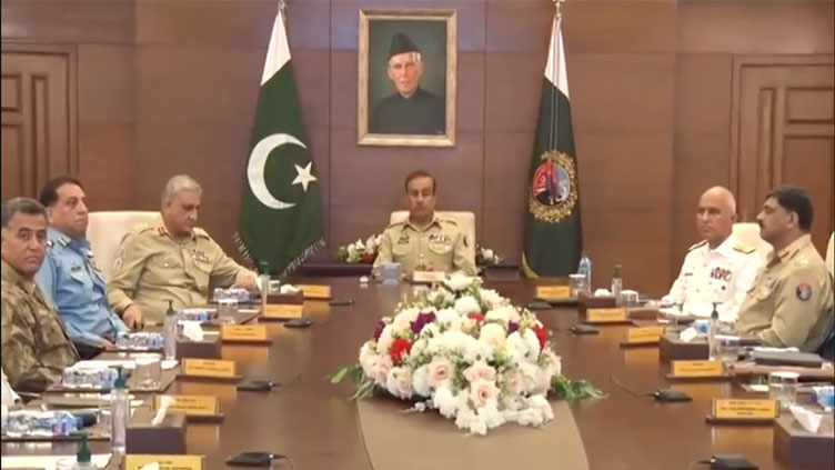 Army leadership discuss defiance and security environment