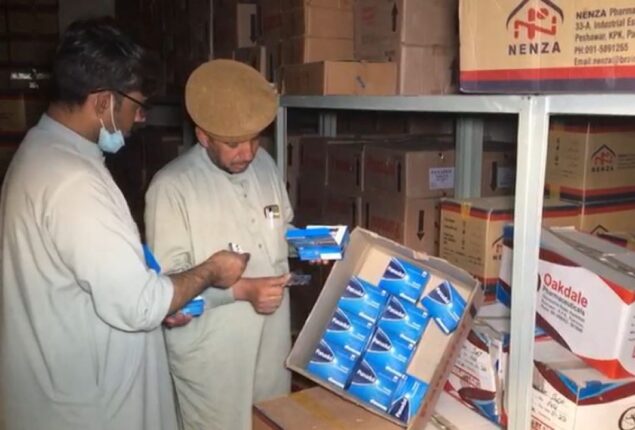 DRAP raids a den of Panadol hoarders in Karachi