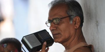 Radio Pakistan restores cricket commentary after 13 years