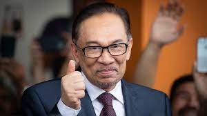Malaysia: Opposition leader Anwar Ibrahim appointed new prime minister