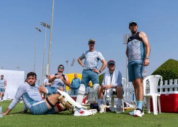 England’s 14 cricketers struck down with a stomach bug day before 1st test
