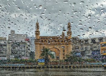 Karachi receives first winter drizzle