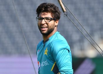 Imam ul Haq out from Karachi test
