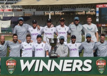 England becomes first team to whitewash Pakistan after winning Karachi Test