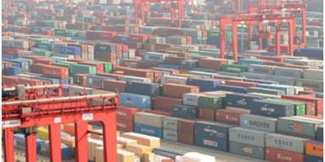 Govt waves demurrage charges on containers docked at Karachi ports
