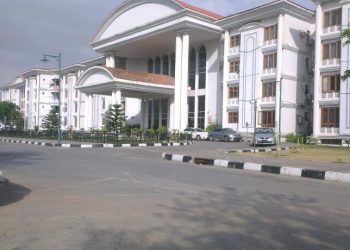 CDA issues direction to former PTI MNAs to vacate Parliament Lodges