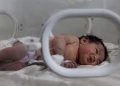 Syria, Baby born amidst destruction, rescued despite loss of parents