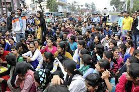 Jobless youth protest in Dehradun