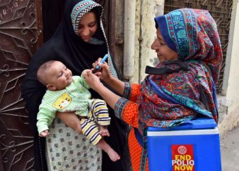 AFD offers to fill funding gap of Pakistani govt in fight against polio