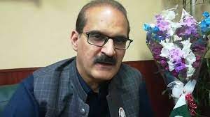 PTI loses another wicket, as ex-MNA Aamer Kiani says goodbye to captain