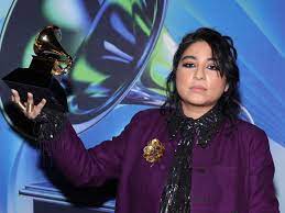 Arooj Aftab ignites social media debate on cultural labelling