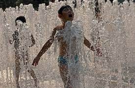 Shanghai records hottest May day in 100 years