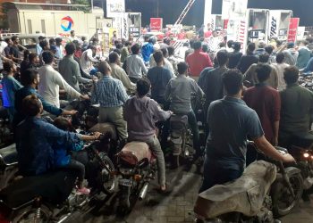 Govt plans to slash petrol prices in upcoming budget