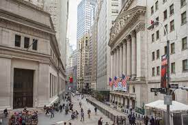 Wall Street debt payments at risk of default