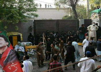 Imran Khan denies access to Zaman Park residence