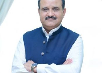 Former CM Usman Buzdar quits politics