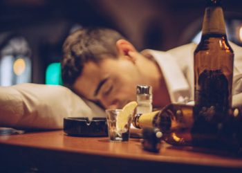 Night owls die earlier due to drinking and smoking, study