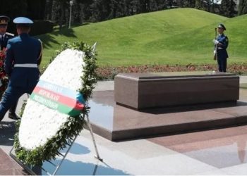 Prime Minister Shehbaz Sharif receives guard of honour at Azerbaijan